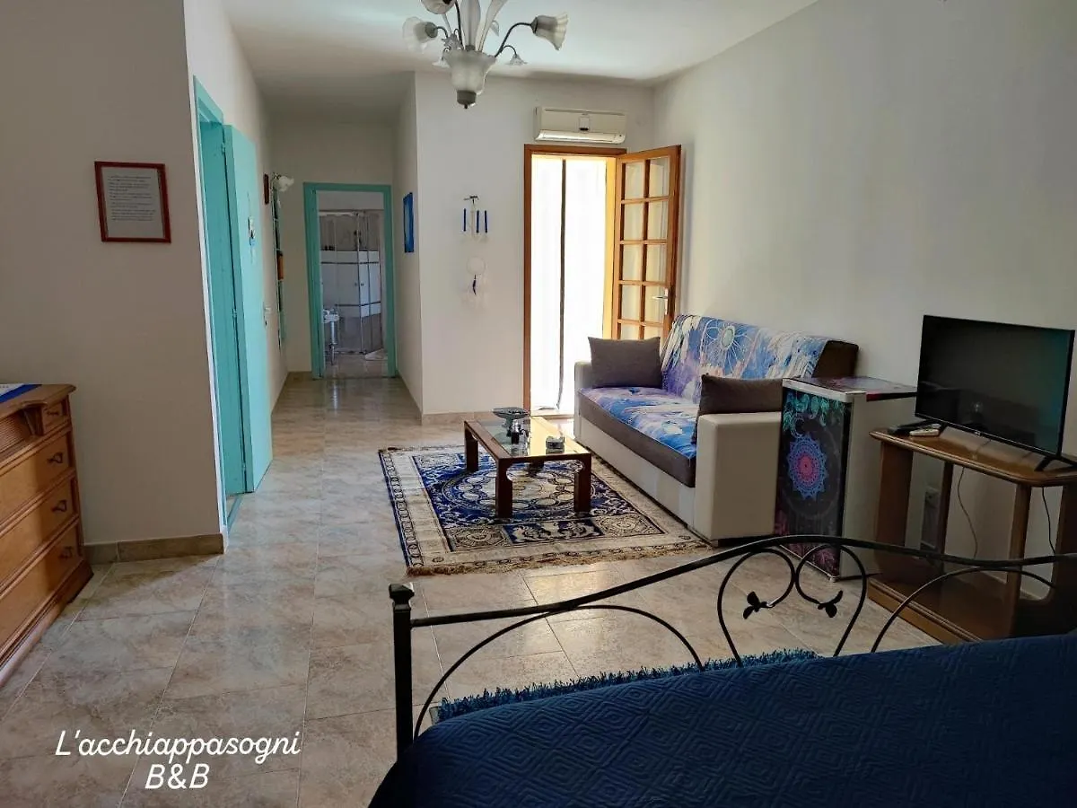L' Acchiappasogni Bed and Breakfast SantʼAntìoco